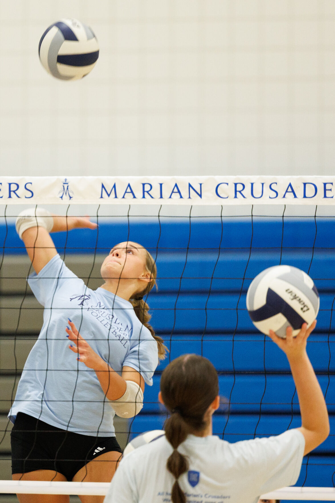 081125-owh-spo-marian-17.JPG